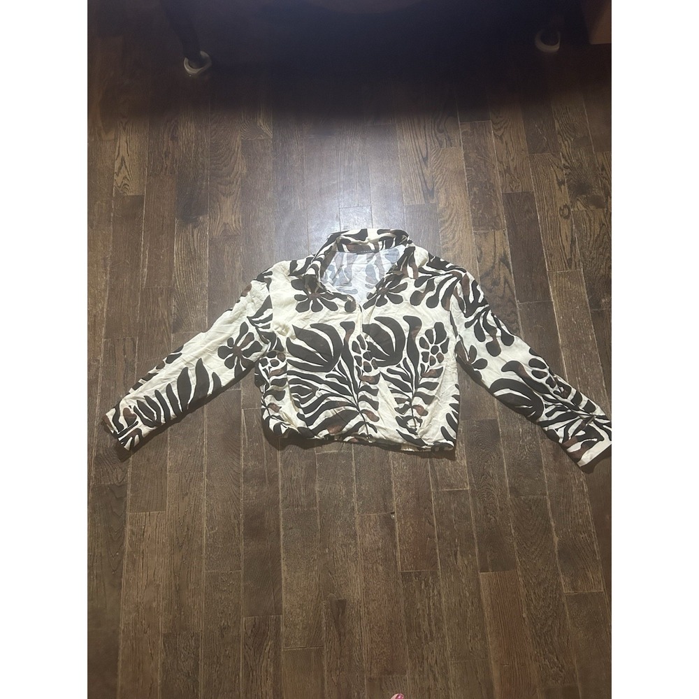 T Tahari Bold Print Long Sleeve‎ Crop Blouse Sz L Cream And Espresso Botanical